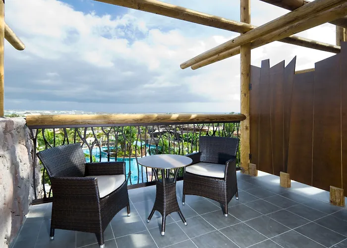 Lopesan Baobab Hotel