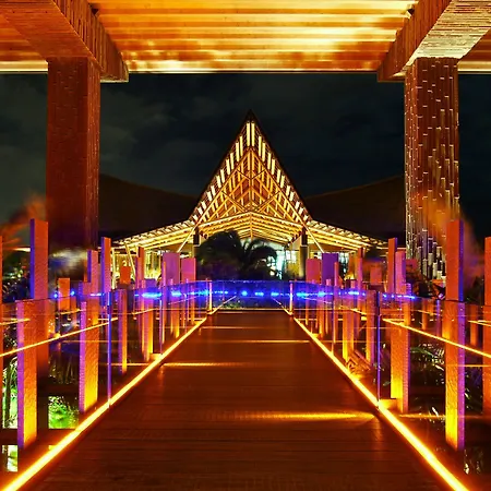 Lopesan Baobab Otel