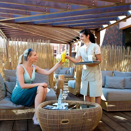 Lopesan Baobab Otel