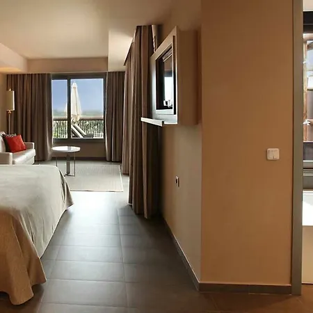 Lopesan Baobab Мелонерас