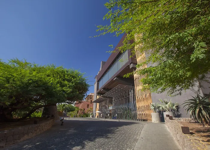 Lopesan Baobab Hotel 5*