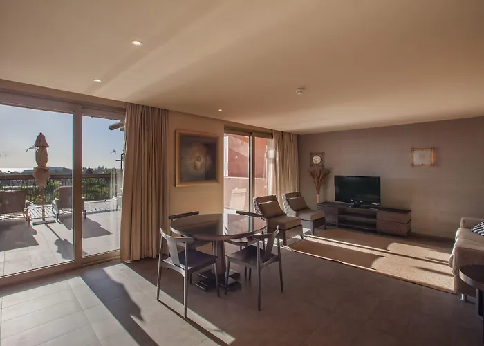 Lopesan Baobab Szálloda