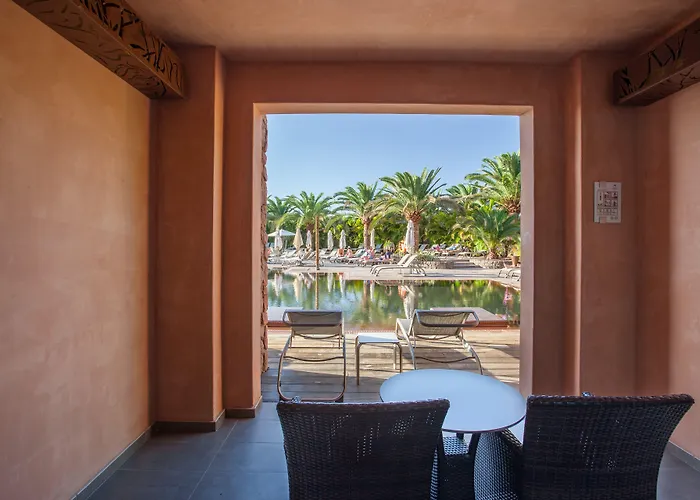 Lopesan Baobab Мелонерас