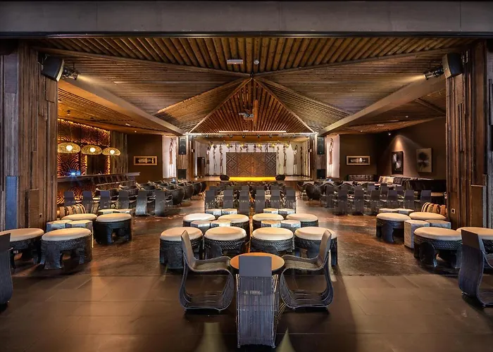 Lopesan Baobab Мелонерас